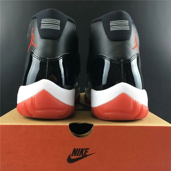 Authentic Jordan 11 breds FREE SHIPPING!!! - Picture 2 of 7